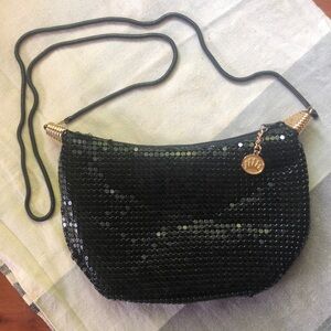 LA REGALE Vintage 60s Black Metal Mesh Long Strap Purse
